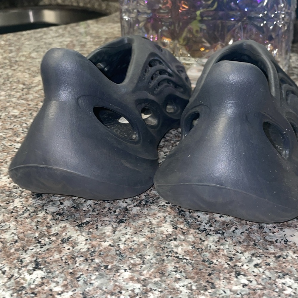 YEEZY FOAM RUNNER - Picture 4 of 6